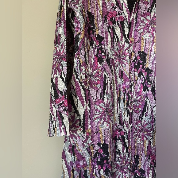 Soft crinkle like stretchy Textured material funky Floral long cardigan size XL - Picture 3 of 10